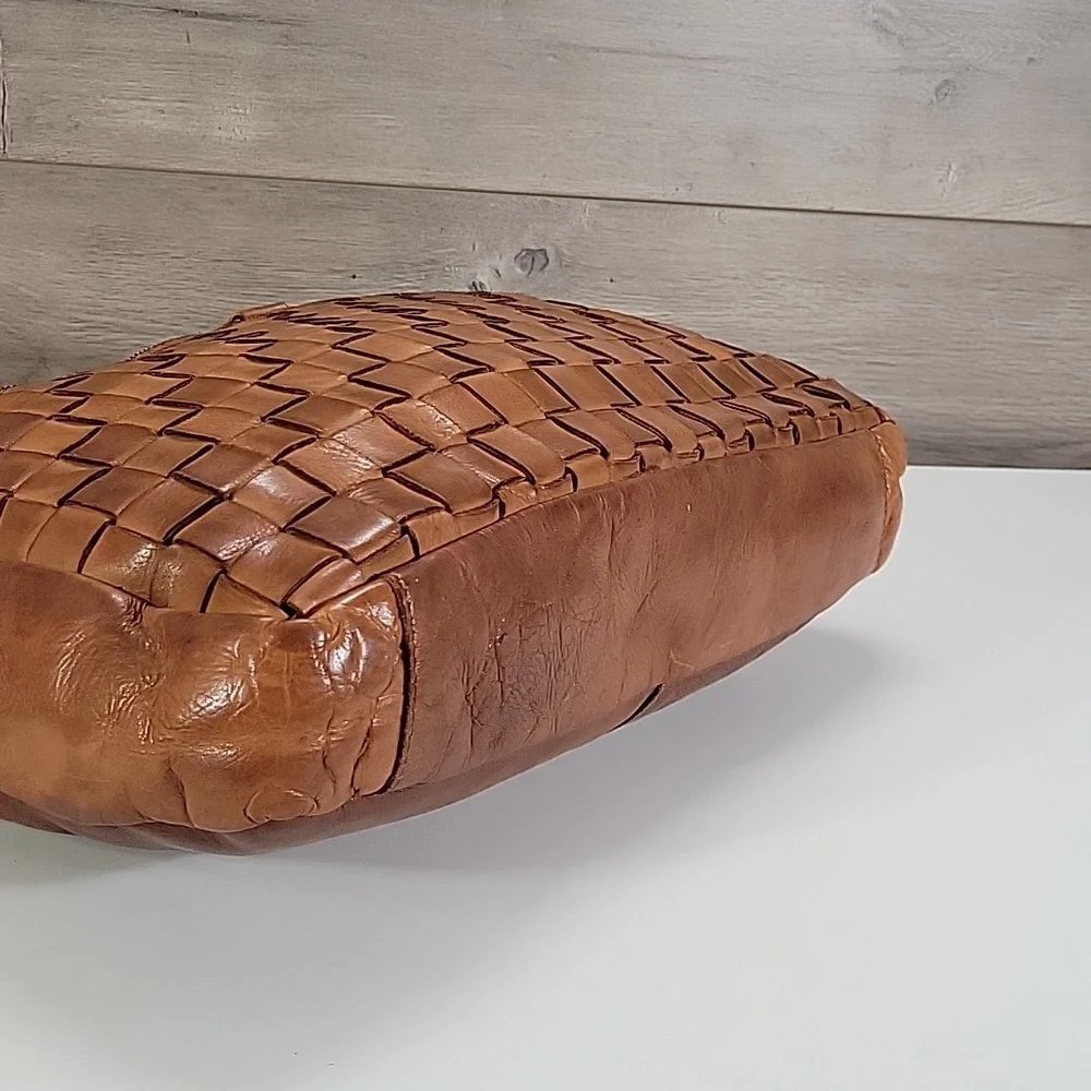 Vilenca Holland Woven Leather Briefcase Bag in Tan